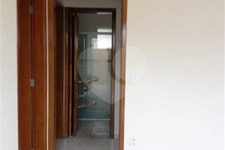 Casa à venda com 4 quartos em João XXIII, Vinhedo, SP