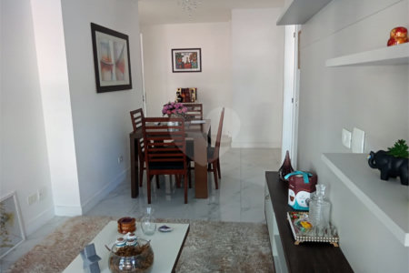 Apartamento à venda com 3 quartos, sendo 1 suíte, em Maracanã, Rio de Janeiro, RJ