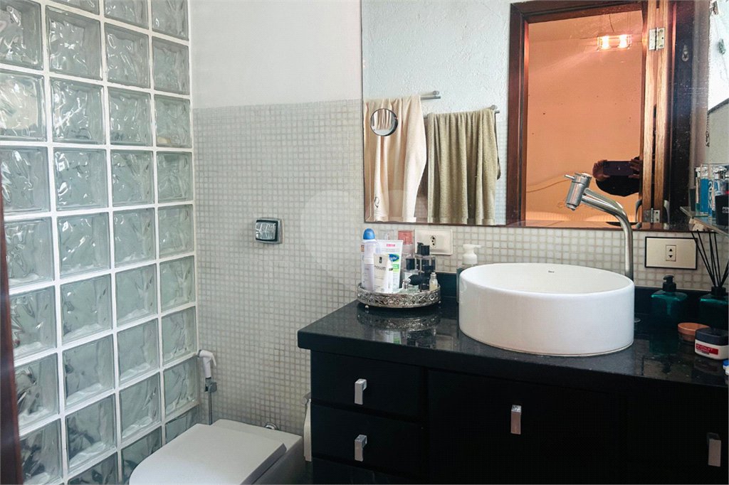 Casa à venda com 3 quartos, sendo 1 suíte, em Vila Cordeiro, São Paulo, SP