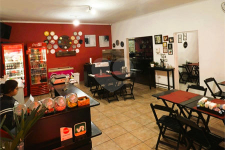 Casa à venda com 3 suítes em Vila Leão, Sorocaba, SP