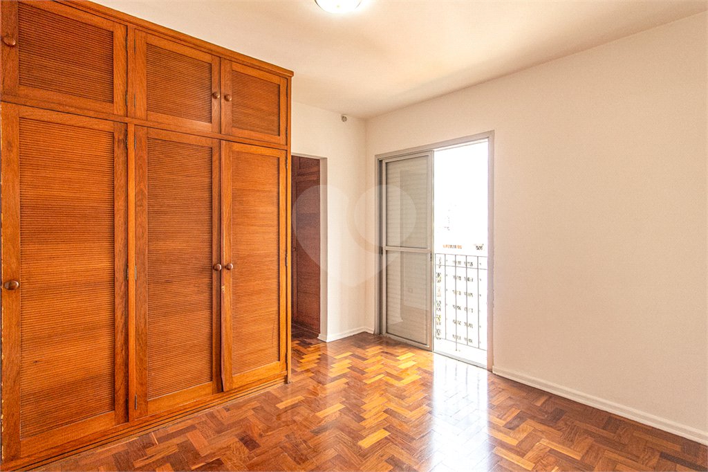 Apartamento à venda com 3 quartos, sendo 2 suítes, em Água Branca, São Paulo, SP