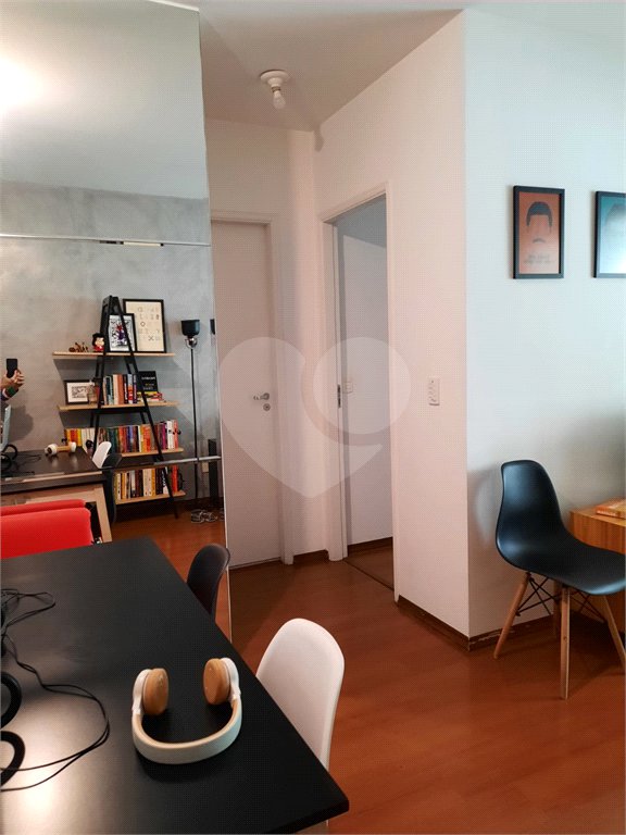 Apartamento à venda com 2 quartos, sendo 1 suíte,  em Pinheiros, São Paulo, SP