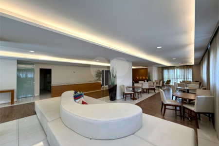 Apartamento à venda com 2 quartos, sendo 1 suíte, em Alto da Boa Vista, São Paulo, SP