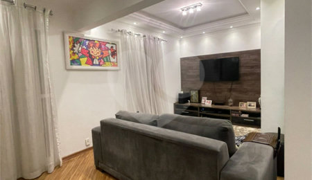 Apartamento à venda com 2 suítes em Vila Bertioga, São Paulo, SP