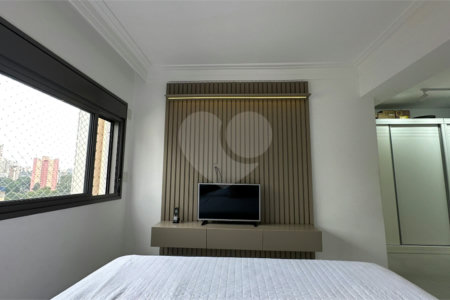 Apartamento à venda com 3 suítes em Jardim Prudência, São Paulo, SP