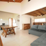 Hotel à venda com 12 quartos, sendo 13 suítes,  em Alto de Búzios, Armação dos Búzios, RJ