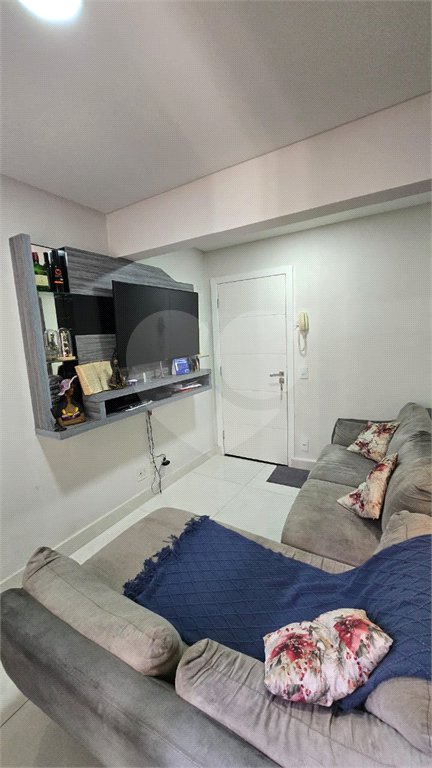 Apartamento com 48 m² localizado na Rua Conselheiro Crispiniano, 125