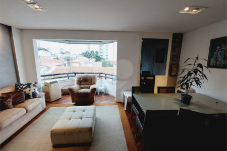 Apartamento à venda com 3 quartos, sendo 1 suíte, em Alto da Lapa, São Paulo, SP