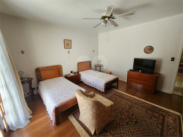 Sobrado à venda com 3 quartos, sendo 1 suíte,  em Santana, São Paulo, SP