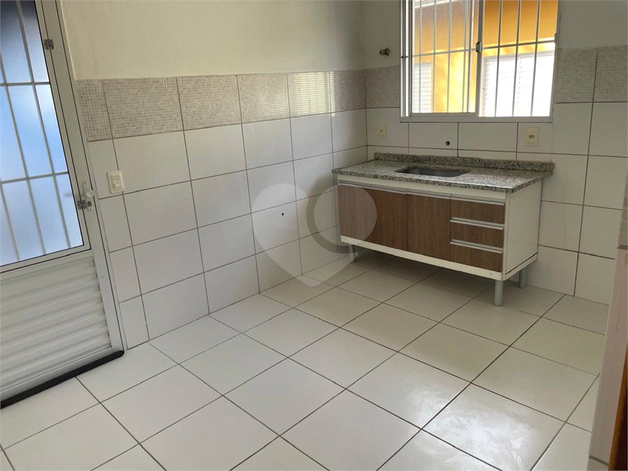 Casa para alugar com 2 quartos no condomínio Conjunto de Casas, Jundiaí - SP