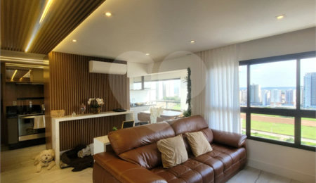 Apartamento à venda com 3 quartos, sendo 1 suíte,  em Parque Campolim, Sorocaba, SP