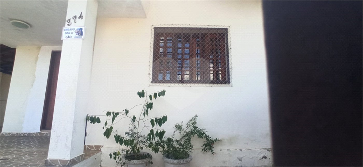 Casa à venda com 2 quartos, sendo 1 suíte,  no Centro, Vinhedo, SP