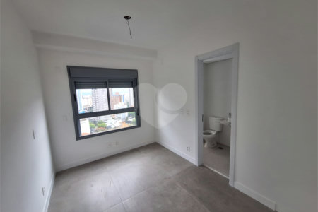 Apartamento à venda com 3 suítes em Sumarezinho, São Paulo, SP