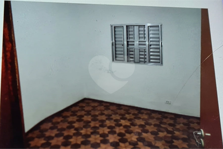 Sobrado à venda com 5 quartos, sendo 1 suíte, em Tremembé, São Paulo, SP