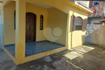 Casa à venda com 3 quartos, sendo 1 suíte, em Campo Grande, Rio de Janeiro, RJ