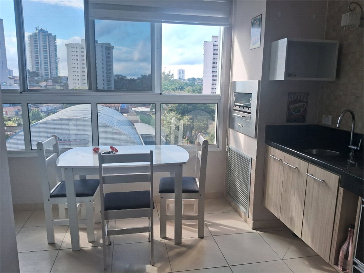 Apartamento à venda ou para alugar com 1 quarto em Vila Oliveira, Mogi das Cruzes, SP