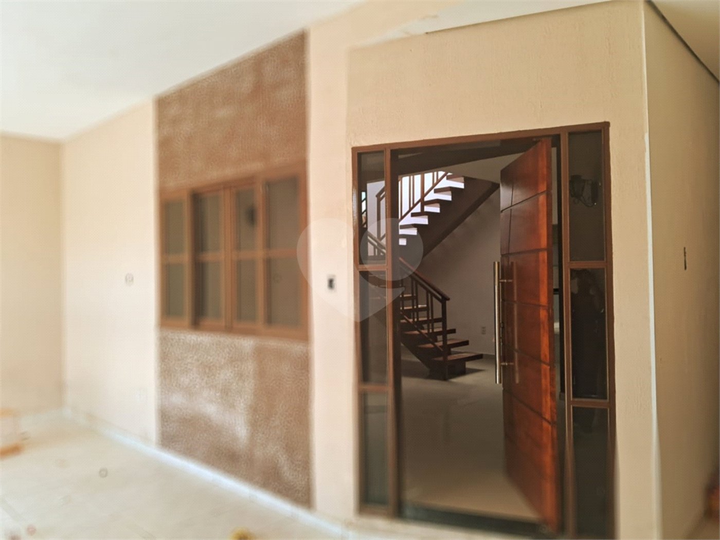 Sobrado à venda com 3 quartos, sendo 1 suíte, em Jardim Colonial, Indaiatuba, SP