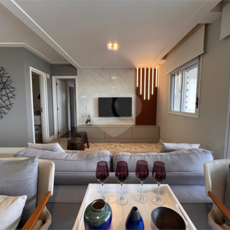 Apartamento à venda com 3 suítes em Santa Teresinha, São Paulo, SP