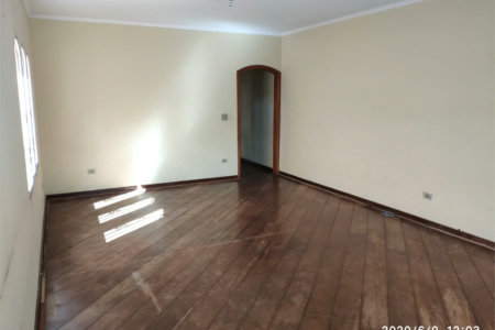 Casa à venda com 5 quartos, sendo 1 suíte, em Jaguaré, São Paulo, SP
