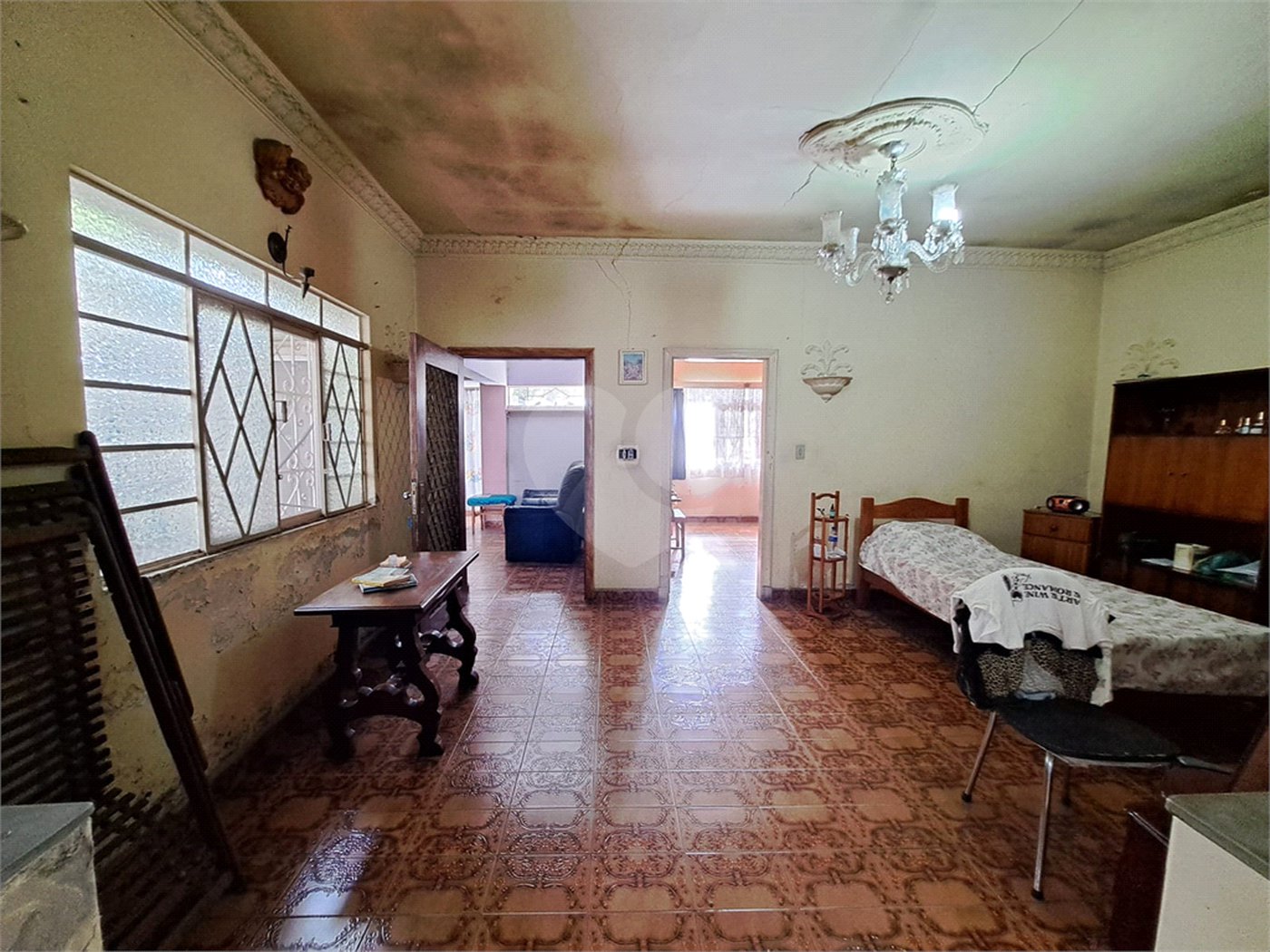 Casa à venda com 3 quartos, sendo 1 suíte, em Vila Constança, São Paulo, SP
