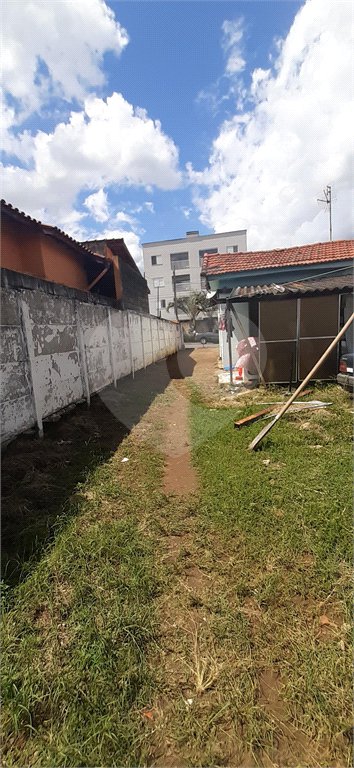 Casa à venda com 3 quartos em Alvinópolis, Atibaia, SP