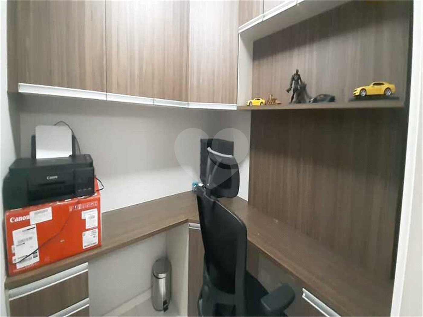 Casa à venda com 4 quartos, sendo 2 suítes, no condomínio Florada da Serra, São Paulo - SP