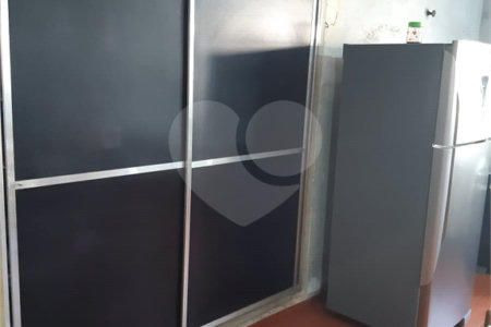 Casa à venda com 2 quartos no Centro, Salto, SP
