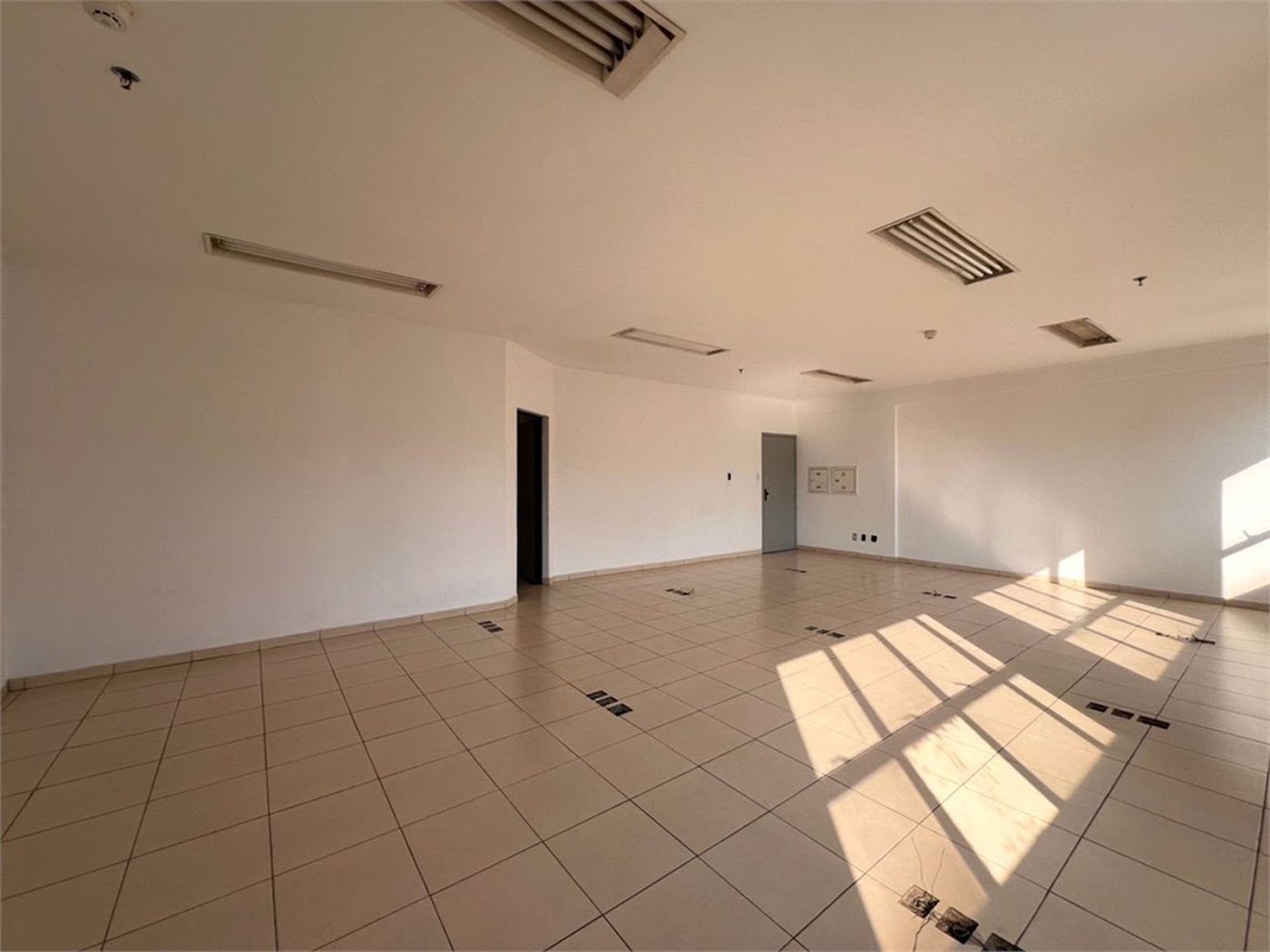 Sala Comercial para venda e locação, Centro, Santos - SA0054.