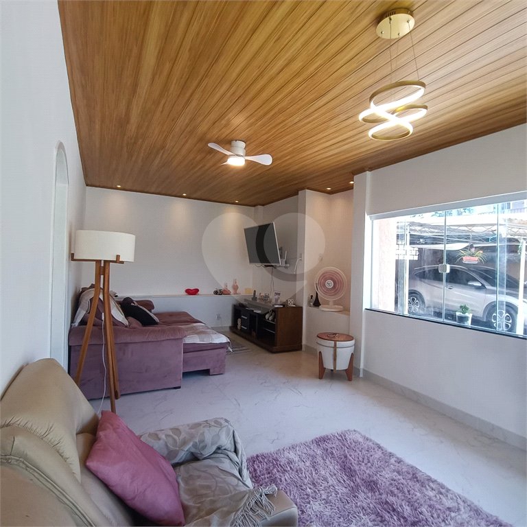 Casa à venda com 3 quartos, sendo 1 suíte, em Caminho de Búzios, Cabo Frio, RJ