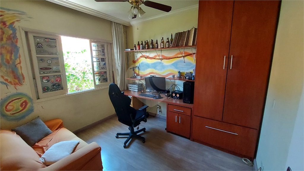 Casa à venda com 4 quartos, sendo 2 suítes, em Jardim São Caetano, São Caetano do Sul, SP