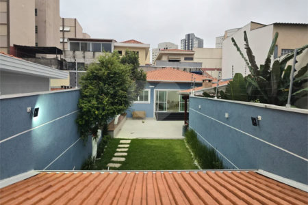 Casa à venda com 3 quartos, sendo 1 suíte, em Santa Teresinha, São Paulo, SP