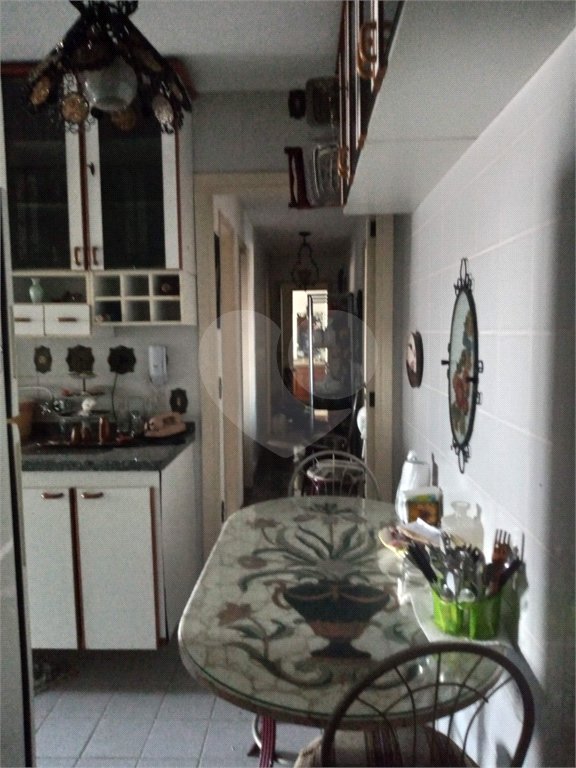 Apartamento à venda com 3 suítes em Vila Suzana, São Paulo, SP