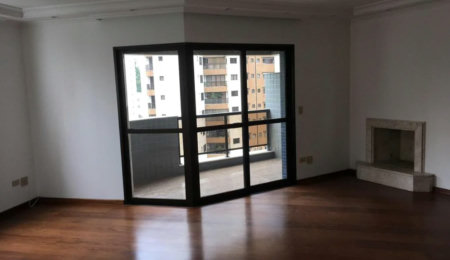 Apartamento à venda com 4 quartos, sendo 2 suítes,  em Vila Andrade, São Paulo, SP