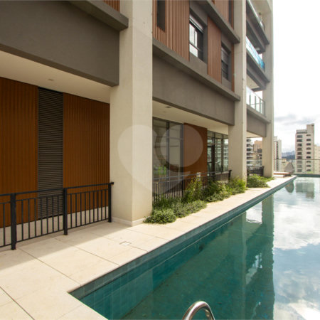 Apartamento à venda ou para alugar com 3 suítes em Moema, São Paulo, SP