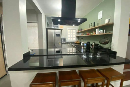 Sobrado à venda com 3 quartos, sendo 1 suíte, em Adalgisa, Osasco, SP