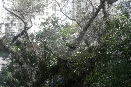 APARTAMENTO DE 3 QUARTOS À VENDA NO PARAÍSO