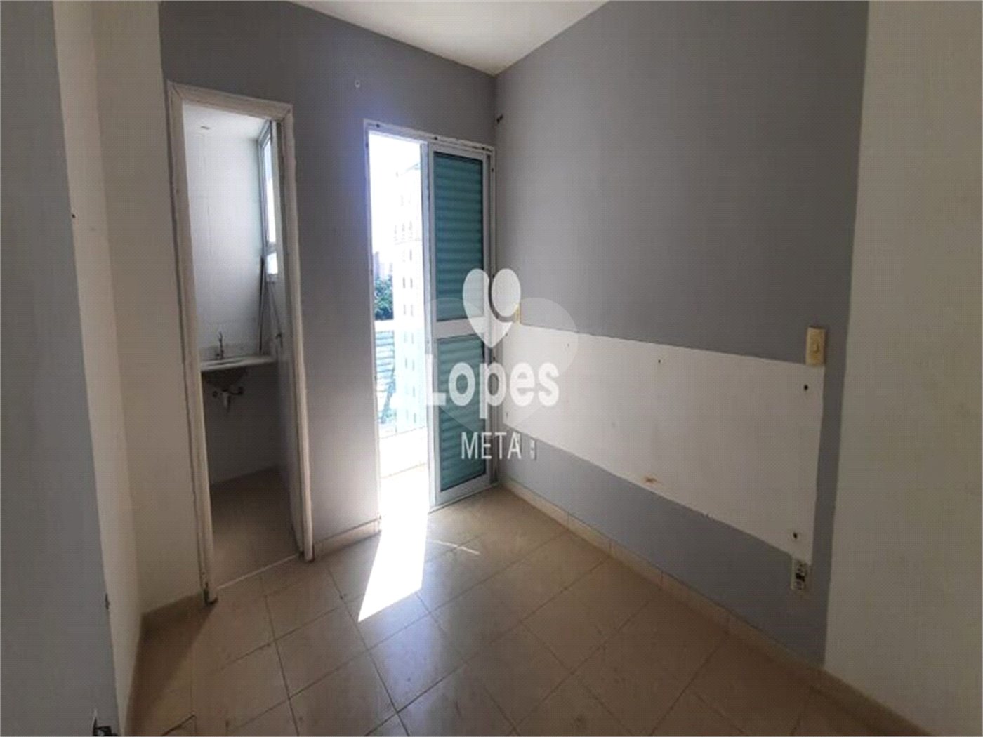 APARTAMENTO COM 2 DORMITÓRIOS E 2 VAGAS DE GARAGEM À VENDA NO JARDIM COLINAS - SÃO JOSÉ DOS CAMPOS/S