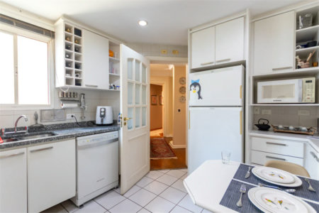 Apartamento à venda com 4 quartos, sendo 2 suítes, em Brooklin Paulista, São Paulo, SP