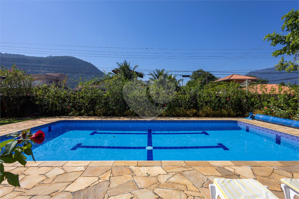 Casa à venda com 6 quartos, sendo 4 suítes, em Barequeçaba, São Sebastião, SP