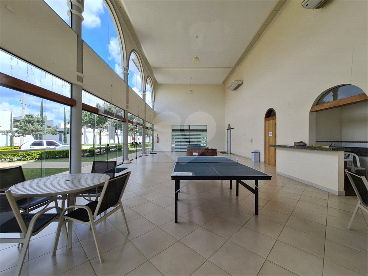 Casa à venda com 3 quartos, sendo 1 suíte, no condomínio Ibiti Royal Park, Sorocaba - SP