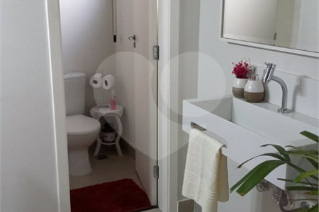 Casa à venda com 3 suítes no condomínio Residencial Marchant Buarque, Atibaia - SP
