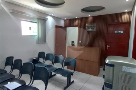 Sobrado à venda com 2 quartos, sendo 1 suíte, em Vila Vendramini, Itapetininga, SP