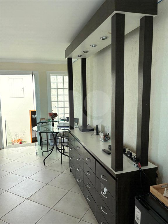 Casa à venda com 4 suítes em Vila Lavínia, Mogi das Cruzes, SP
