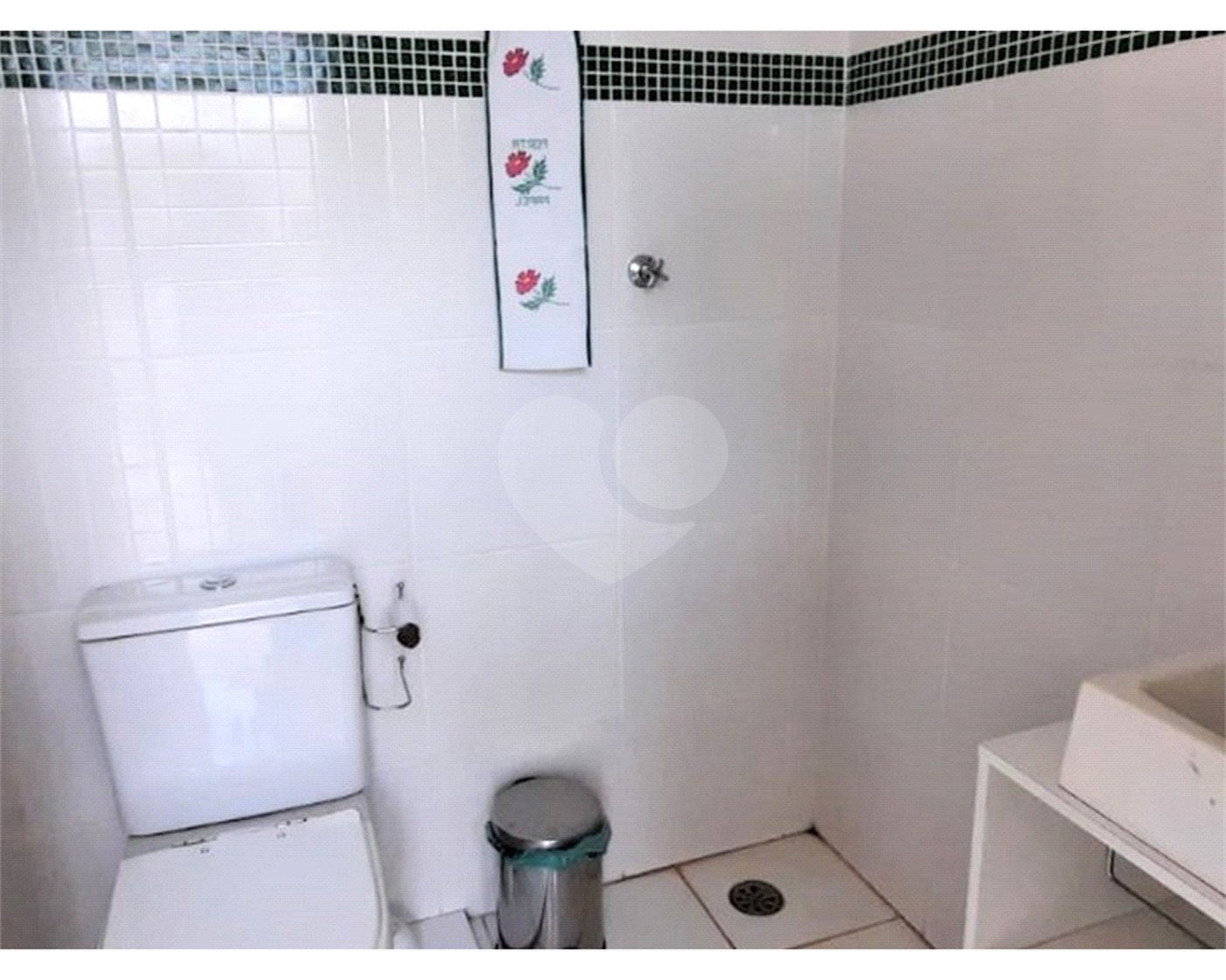 Casa à venda com 5 quartos, sendo 4 suítes, em Água Fria, São Paulo, SP