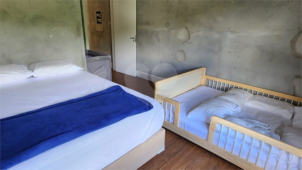 Casa à venda com 3 suítes no condomínio Residencial Jardim Primavera, Louveira - SP