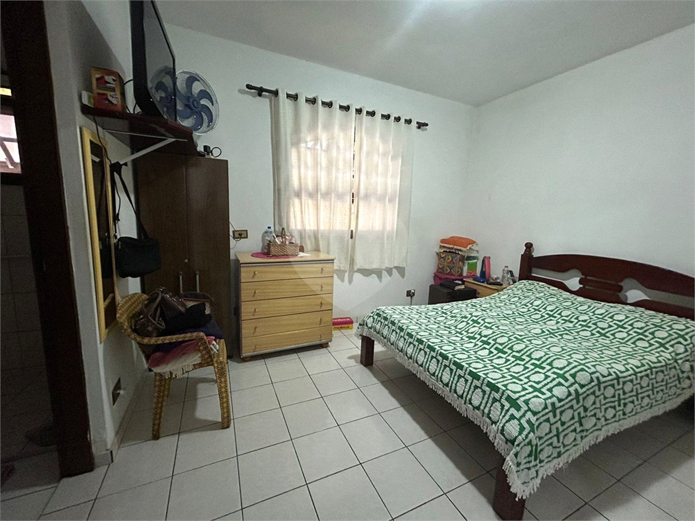 Casa em condomínio à venda com 3 quartos, sendo 1 suíte,  no Centro, Bom Jesus dos Perdões, SP