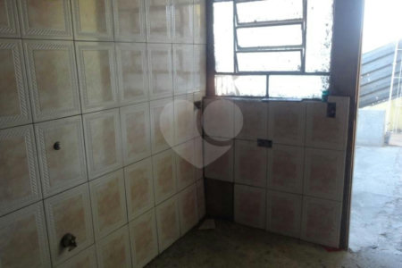 Sobrado à venda com 5 quartos, sendo 1 suíte, em Parque Ipê, São Paulo, SP