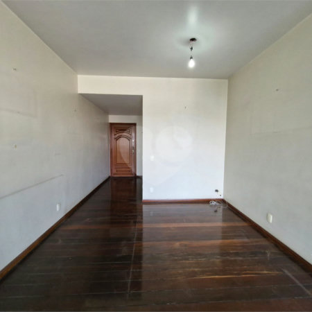 Apartamento à venda com 3 quartos, sendo 1 suíte,  em Tijuca, Rio de Janeiro, RJ