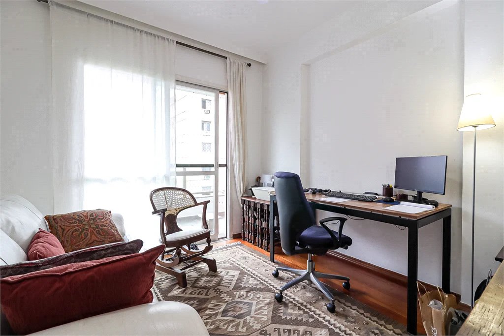 Apartamento à venda com 4 quartos, sendo 2 suítes, em Vila Morumbi, São Paulo, SP