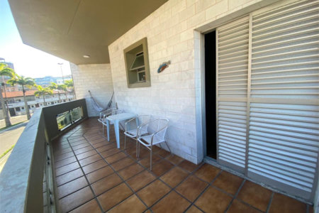 Apartamento à venda com 3 quartos, sendo 1 suíte,  em Vila Nova, Cabo Frio, RJ